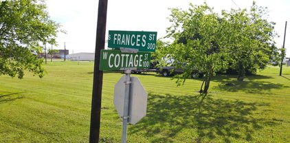 S Frances St, Terrell
