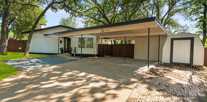 1626 Fair Ct, Irving