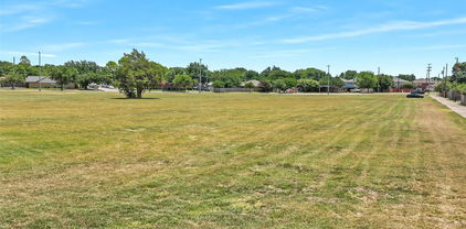 3401 Roan Rd, Garland