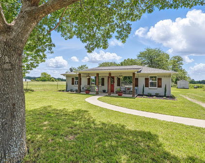 205 Davis Rd, Combine