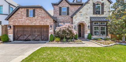 4008 N Cresthaven Rd, Dallas