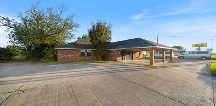 1409 W South Commerce St, Wills Point