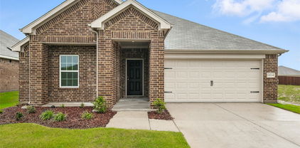 1014 Highgate Rd, Forney