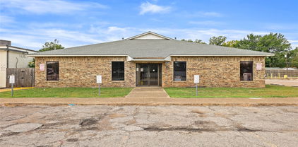4915 Gus Thomasson Rd, Mesquite