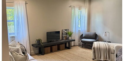 6211 W Northwest Hwy Unit G224, Dallas