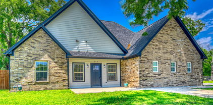 914 S Frances St, Terrell