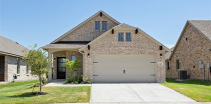 1409 Grove Pond, Forney