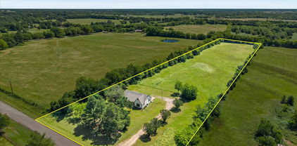 1119 County Road 3106, Campbell