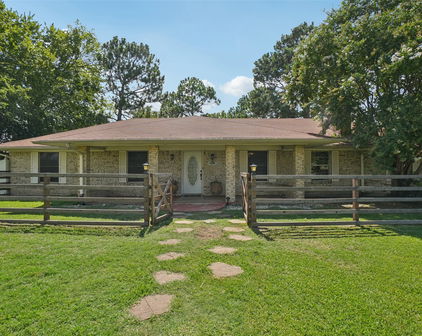 20002 State Hwy Unit 274, Kemp