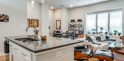 5608 Lindell Ave Unit 3, Dallas