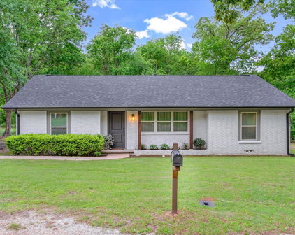 1342 Shady Ln, Canton