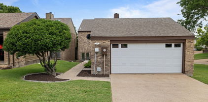 302 Columbia Dr, Rockwall