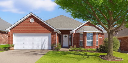 1116 Cresthill Dr Unit 43, Cedar Hill