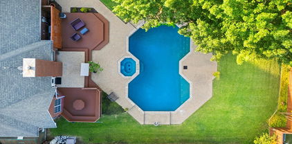 7536 Primrose Dr, Irving