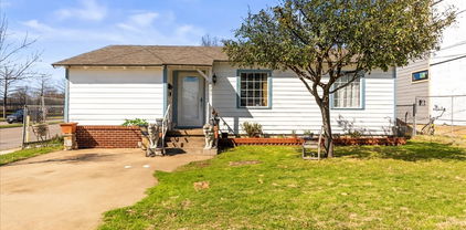 4203 Bonham St, Dallas
