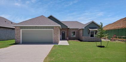108 Panther Loop, Mabank