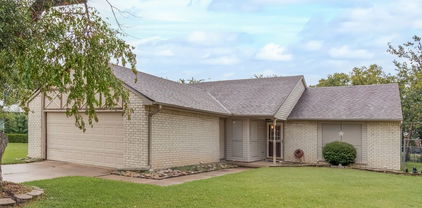530 Carl C Senter St, Forney