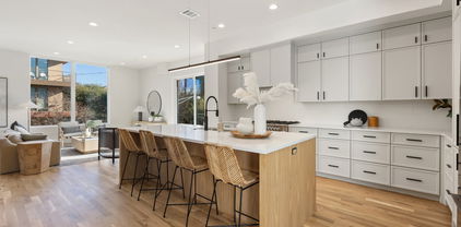 4330 Dickason Ave Unit 102, Dallas