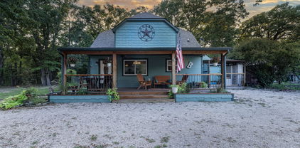 1853 Lake Highland, Quinlan