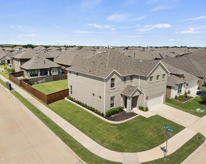 4228 Bullock Ln, Forney