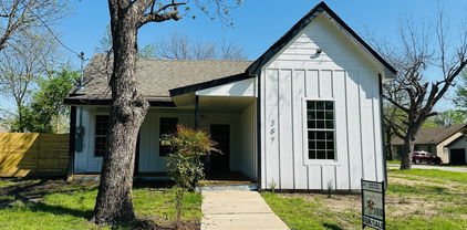 207 E 2nd North St, Kaufman
