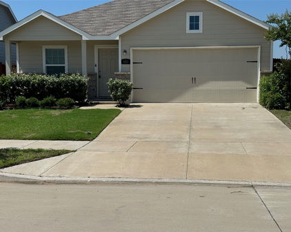 2925 Acacia Dr, Forney