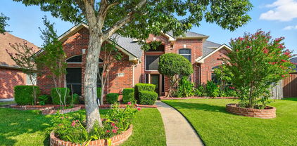 7310 Gillon Dr, Rowlett