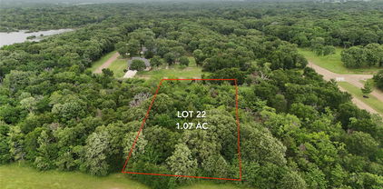 102 Lakeview Trl, Mabank