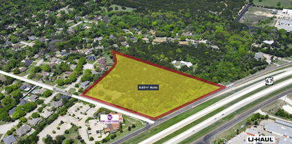 1051 S J Elmer Weaver Fwy, Cedar Hill