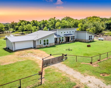 625 Vz County Road 3411, Wills Point