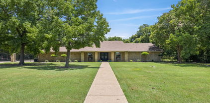 660 Sorita Cir, Heath