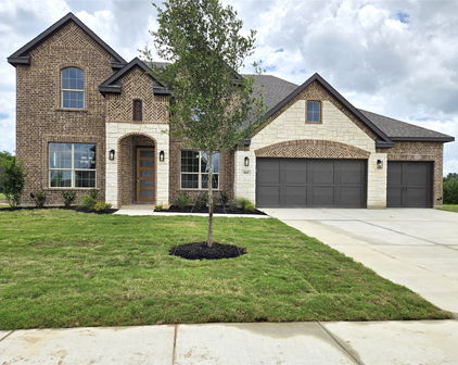 909 Allegro Ave, Forney