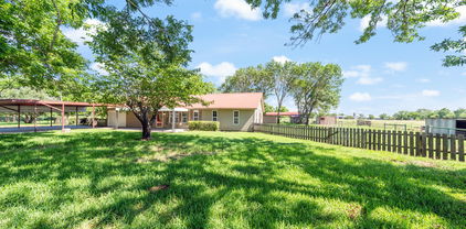 12010 County Road 4037, Kemp