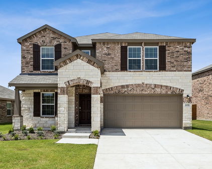 2058 Pleasant Knoll Cir, Forney