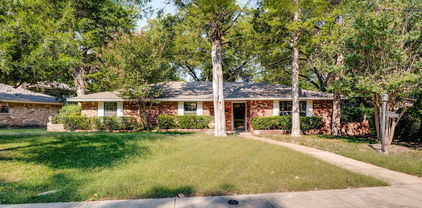 5949 Hunters View Ln, Dallas