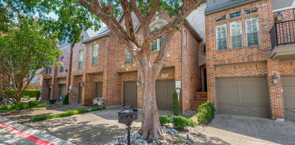 4141 Towne Green Cir, Addison