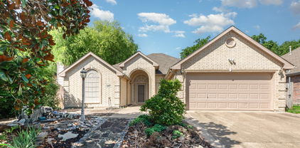 221 Dartmouth Dr, Rockwall