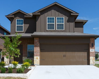 1001 Old Oaks Dr, Forney