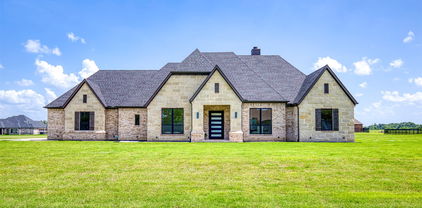 1355 Canyon Lake Rd, Wills Point