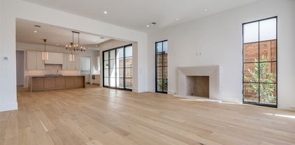 7706 Chatsworth Pl, Dallas