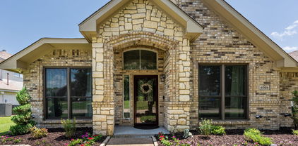 4006 Lakeside Dr, Rowlett