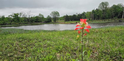 220 Private Rd, Canton