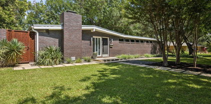10832 Cinderella Ln, Dallas