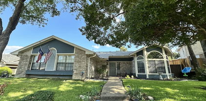 322 Allegheny Trail Ln, Garland