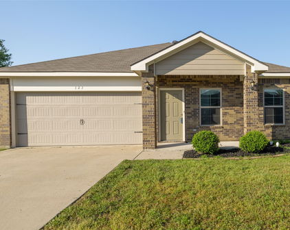 121 Mitchell Cir, Terrell