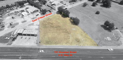 731 Houston St, Wills Point