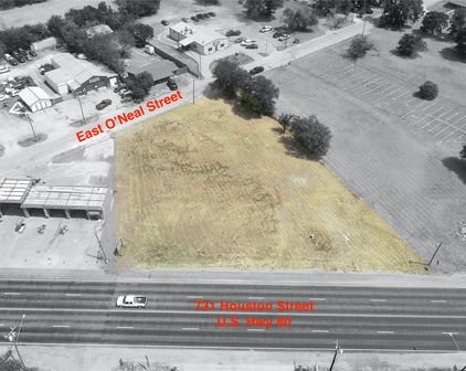 731 Houston St, Wills Point