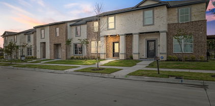 4323 Fayetteville Ave, Rowlett