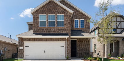 1149 Baker Bridge Dr, Forney