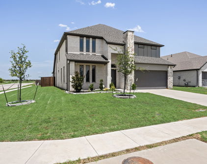 418 Tuscany Dr, Forney